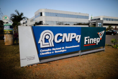 Os sistemas do Conselho Nacional de Desenvolvimento Científico e Tecnológico (CNPq), agência federal de fomento à pesquisa, estãoa fora do ar. A indisponibilidade da plataforma compromete o acesso a currículos de cientistas e outras operações ligadas à pesquisa. Sérgio Lima/Poder360 29.072021