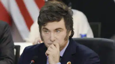 Presidente argentino Javier Milei durante sessão de abertura da reunião do G20, no Rio de Janeiro. | Sérgio Lima/Poder360 - 18.nov.2024
