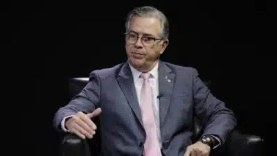 Poder Entrevista com o deputado Joaquim Passarinho (PL/PA) presidente da Frente Parlamentar do Empreendedorismo (FPE), no estúdio Poder360, em Brasília. | Sérgio Lima/Poder360 - 13.fev.2025