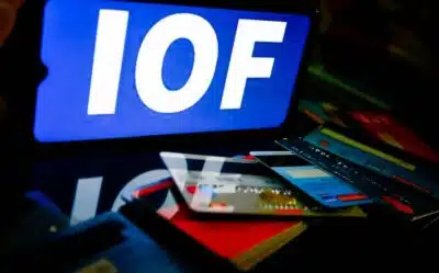 SP - AUMENTO / IOF - ECONOMIA - Alíquota para operações com cartão de crédito e débito internacional subiu de 3,38% para 3,5% com as medidas anunciadas nesta na última quinta-feira (22) pelo governo federal.
Espera-se que as medidas promovam um aumento de arrecadação de R$ 20,5 bilhões em 2025 e R$ 41 bilhões em 2026. 23/05/2025 - Foto: ALOISIO MAURICIO/FOTOARENA/FOTOARENA/ESTADÃO CONTEÚDO