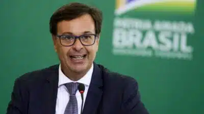 O presidente da Embratur, Gilson Machado, durante solenidade alusiva aos 54 anos da Embratur e do lançamento do selo comemorativo Embratur 54 anos,  no Palácio do Planalto.