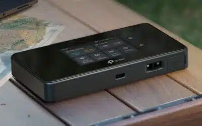 Roteador TP-Link M8550: modelo portátil 5G com tela touchscreen e autonomia de bateria