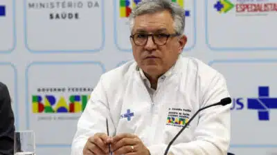 Brasília (DF), 23/07/2025 - O ministro da Saúde, Alexandre Padilha, fala durante anúncio de novas medidas para expandir o provimento e a formação de médicos especialistas para atuação em áreas em que há escassez de atendimento no Sistema Único de Saúde (SUS). Foto: Antonio Cruz/Agência Brasil