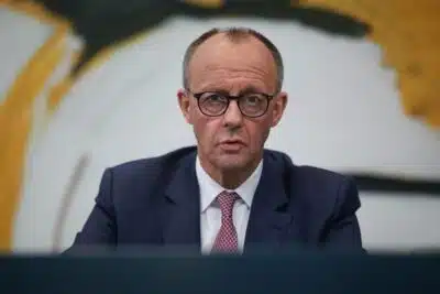 Berlin (Germany), 28/05/2025.- German Chancellor and Chairman of the Christian Democratic Union (CDU) party Friedrich Merz speaks during a press conference after consultations of the German Coalition Committee at the chancellery in Berlin, Germany, 28 May 2025. (Alemania) EFE/EPA/CLEMENS BILAN