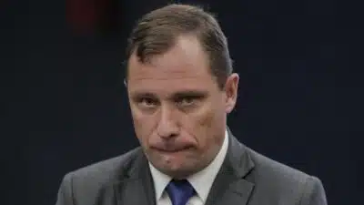A 1ª Turma do STF (Supremo Tribunal Federal) no segundo dia dos depoimentos dos 8 réus do núcleo 1 da ação penal que investiga a tentativa de golpe de Estado em 2022. O 1º deles a ser ouvido é o ex-ajudante de ordens de Jair Bolsonaro (PL), o tenente-coronel Mauro Cid, que firmou um acordo de delação premiada com a PF (Polícia Federal), homologado pelo STF.  Ele é o 1º justamente por ser o réu delator. A ordem dos demais depoimentos respeitará a ordem alfabética. | Sérgio Lima/Poder360 - 10.jun.2025