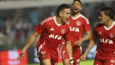 Santos 1 a 2 Internacional: confira os gols da partida válida pelo Campeonato Brasileiro