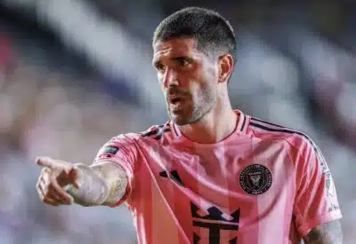 FORT LAUDERDALE (United States), 31/07/2025.- Inter Miami CF Midfielder Rodrigo De Paul gestures during the soccer Leagues Cup 2025 match between Inter Miami CF and the Atlas FC in Fort Lauderdale, Florida, USA, 30 July 2025. The Leagues Cup is an annual soccer competition between clubs from Major League Soccer. EFE/EPA/CRISTOBAL HERRERA-ULASHKEVICH