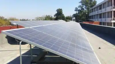 Biden pode cancelar programa de energia solar para famílias de baixa renda