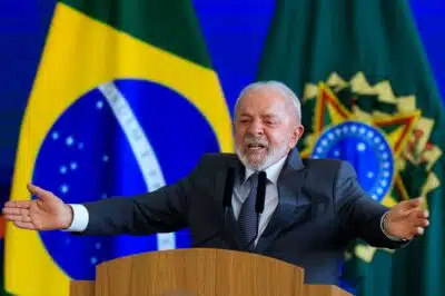 DF - LULA/EDUCAÇÃO/PRÊMIO MEC - POLÍTICA - O presidente Luiz Inácio Lula da Silva durante a cerimônia de entrega do Prêmio MEC da Educação, Brasileira     realizada na tarde desta segunda-feira, 11, no Palácio do Planalto, em Brasília.       11/08/2025 - Foto: WILTON JUNIOR/ESTADÃO CONTEÚDO