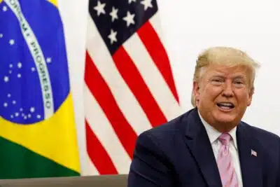 O Brasil contesta o aumento de tarifas de Trump na OMC