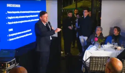 Empresas no Brasil estão aumentando seus investimentos em inteligência artificial