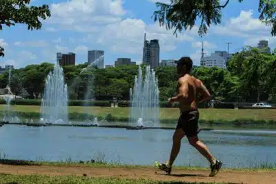 São Paulo: Chuva e queda de temperatura previstas no fim de semana