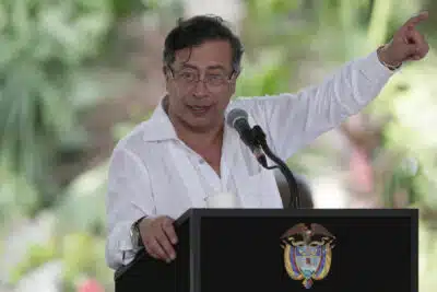 EUA sancionam Gustavo Petro e familiares por acusações de tráfico EUA sancionam Gustavo Petro e familiares por acusações de tráfico