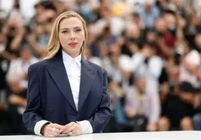 Scarlett Johansson surge como vilã em live-action de ‘Enrolados’