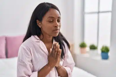 5 orações impactantes para conquistar uma graça difícil e renovar sua esperança espiritual 5 orações impactantes para conquistar uma graça difícil e renovar sua esperança espiritual