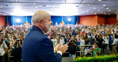 Lula critica PF: “Gente safada” é necessária para combater exploração infantil Lula critica PF: “Gente safada” é necessária para combater exploração infantil
