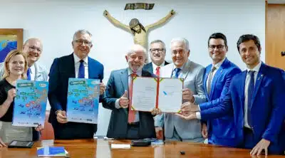 Lula sanciona MP que acelera atendimento de especialistas no SUS