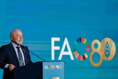 Lula afirma que fome é irmã da guerra no Fórum Mundial da Alimentação Lula afirma que fome é irmã da guerra no Fórum Mundial da Alimentação
