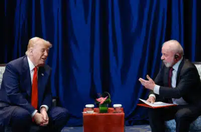Lula e Trump discutem acordos com equipe econômica Lula e Trump discutem acordos com equipe econômica