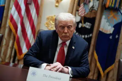 Trump acredita que Ucrânia pode vencer guerra, mas vê resultado improvável Trump acredita que Ucrânia pode vencer guerra, mas vê resultado improvável