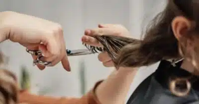4 cortes de cabelo que afinam o rosto redondo e deixam a mulher impecável 4 cortes de cabelo que afinam o rosto redondo e deixam a mulher impecável