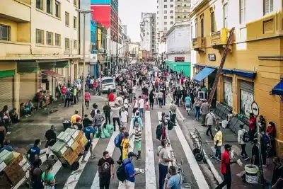 Feriado em 20 de outubro: descubra quem tem direito à folga e onde há expediente normal Feriado em 20 de outubro: descubra quem tem direito à folga e onde há expediente normal