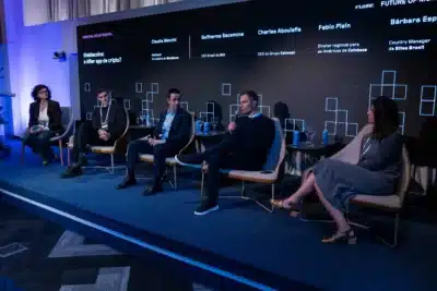 Claudia Mancini debate futuro das stablecoins com OKX, Coinbase e Bitso Claudia Mancini debate futuro das stablecoins com OKX, Coinbase e Bitso