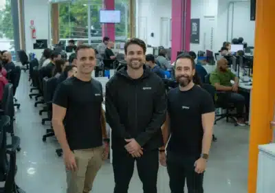 Qeevo lança programa que garante emprego em até 6 meses após a formatura Qeevo lança programa que garante emprego em até 6 meses após a formatura