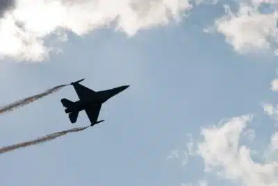 Japão e EUA promovem treinamento militar no Mar das Filipinas com aliados da OTAN Japão e EUA promovem treinamento militar no Mar das Filipinas com aliados da OTAN