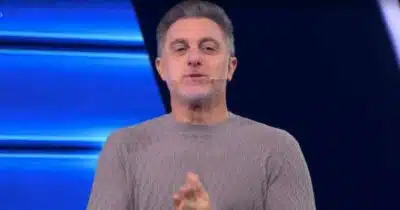 Pedido de paralisação do Dança dos Famosos deixa Huck sem rumo: “A gente não quer” Pedido de paralisação do Dança dos Famosos deixa Huck sem rumo: “A gente não quer”