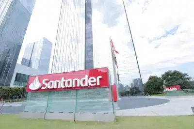 Santander distribuirá R$ 2 bilhões em JCP: confira quem tem direito e datas de pagamento Santander distribuirá R$ 2 bilhões em JCP: confira quem tem direito e datas de pagamento