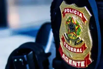 PF desarticula quadrilha que fraudava concursos públicos e movimentava R$ 500 mil PF desarticula quadrilha que fraudava concursos públicos e movimentava R$ 500 mil