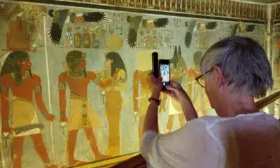 Egito reabre tumba de faraó Amenhotep III em evento histórico