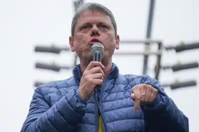 Tarcísio de Freitas busca apaziguar clima com STF após confronto com Moraes Tarcísio de Freitas busca apaziguar clima com STF após confronto com Moraes