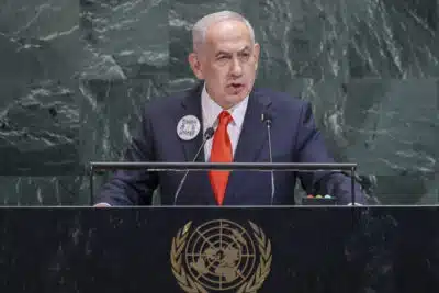Israel intensifica ofensiva em Gaza, ignorando pedidos de Trump e familiares
