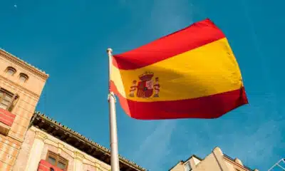 Prazo para brasileiros pedirem cidadania espanhola pela ‘Lei dos Netos’ acaba nesta quarta-feira Prazo para brasileiros pedirem cidadania espanhola pela ‘Lei dos Netos’ acaba nesta quarta-feira