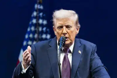 Trump promete ação severa contra o Hamas se execuções em Gaza continuarem Trump promete ação severa contra o Hamas se execuções em Gaza continuarem