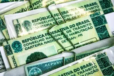 Lula alerta para demissões em propostas que tiram aulas de autoescolas