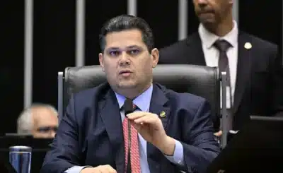 Senado aprova Medida Provisória do Setor Elétrico com mudanças cruciais Senado aprova Medida Provisória do Setor Elétrico com mudanças cruciais
