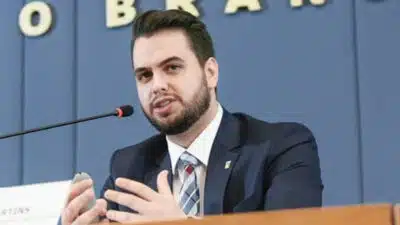 Governo dos EUA barra entrada de Filipe Martins; ex-assessor de Bolsonaro ficou preso por seis meses