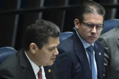 Hugo Motta informa a Paulinho da Força que Davi Alcolumbre rejeita projeto da dosimetria no Senado Hugo Motta informa a Paulinho da Força que Davi Alcolumbre rejeita projeto da dosimetria no Senado