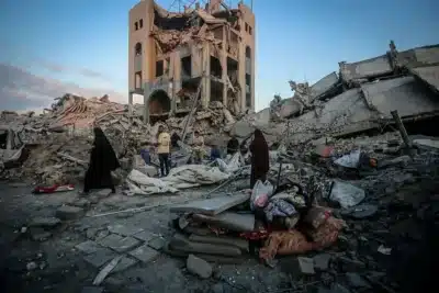 Novos ataques colocam em risco a trégua na Faixa de Gaza, alerta Benjamin Netanyahu Novos ataques colocam em risco a trégua na Faixa de Gaza, alerta Benjamin Netanyahu