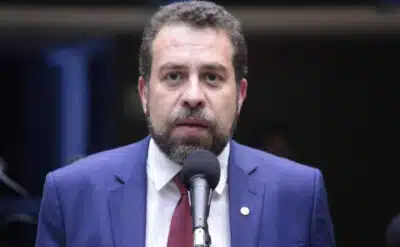 Boulos mira fim da escala 6×1 no governo Lula e enfrenta desafio de montar equipe ministerial Boulos mira fim da escala 6×1 no governo Lula e enfrenta desafio de montar equipe ministerial