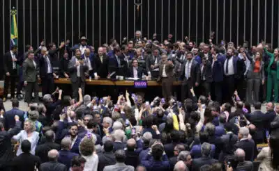 Conselho de Ética avalia punição de 3 parlamentares após invasão na Câmara