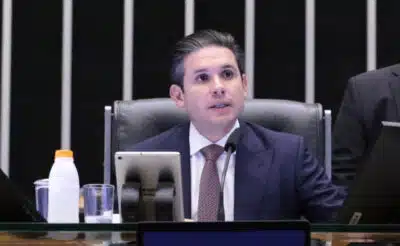 Motta anuncia votação de corte de gastos na Câmara Motta anuncia votação de corte de gastos na Câmara