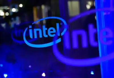 Intel sobe 3% e Trump aumenta participação para US$ 16 bilhões