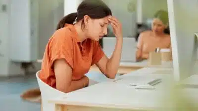 Câmara aprova licença para mulheres com sintomas menstruais – PL 1249/22 aprovado Câmara aprova licença para mulheres com sintomas menstruais – PL 1249/22 aprovado