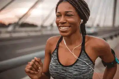 Mercado de corrida: ‘superprodutos’ prometem turbinar o corpo, mas especialistas alertam para riscos Mercado de corrida: ‘superprodutos’ prometem turbinar o corpo, mas especialistas alertam para riscos