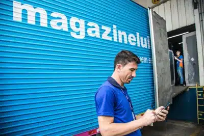 Magalu perde valor na bolsa após união de Meli e Casas Bahia Magalu perde valor na bolsa após união de Meli e Casas Bahia