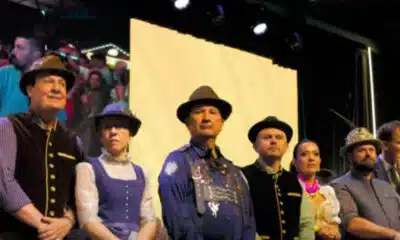 Oktoberfest de Blumenau comemora 40 anos com 26 mil pessoas no dia inaugural da festa